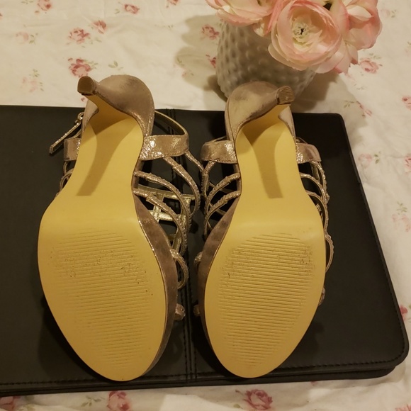 NEW Rhinestone High Heels - Picture 5 of 7